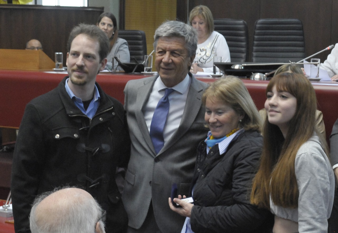 homenaje-de-la-Legislatura-del-Chubut-a-los-convencionales-constituyentes-de-la-reforma-de-1994-10-728x503