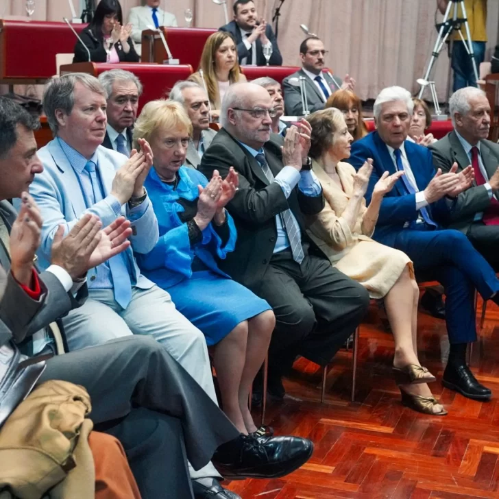 Chubut homenajeó a los padres de la Constitución Provincial en su 30° aniversario