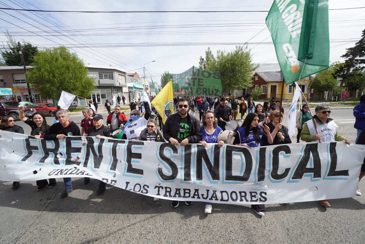 marcha-paro-ATE-ADOSAC-estatales-docentes-LF-20-728x486