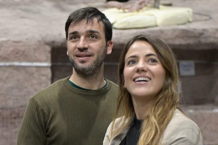 El gobernador de Chubut, Nacho Torres, confirmó que será papá: Ornella Costa está embarazada de un niño