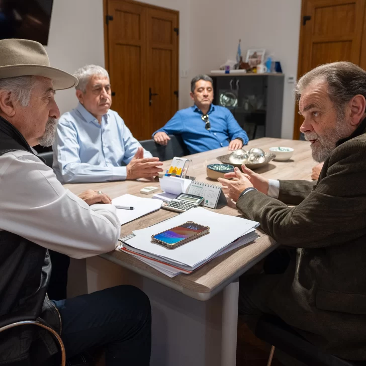 Othar Macharashvili recibió a Eduardo Semino, defensor de la tercera edad de Buenos Aires