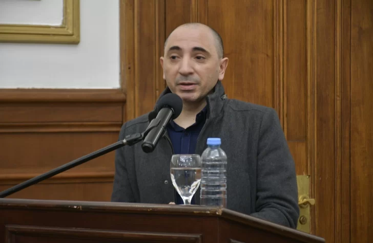  Sergio Pérez Soruco, presidente de la Caja de Servicios Sociales.