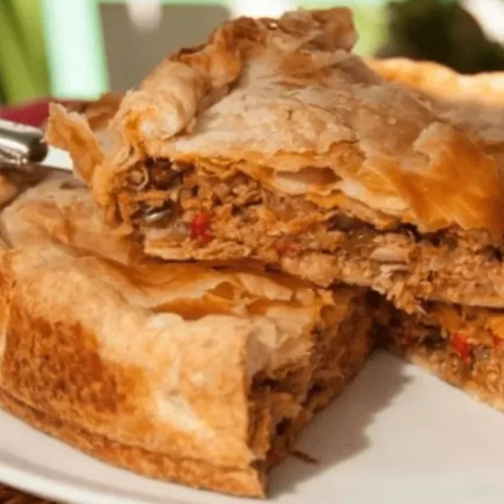 Receta de tarta de atún: cómo prepararla para que rinda más porciones