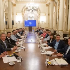 Roxana Reyes participó en reunión de Presupuesto 2025 en Casa Rosada