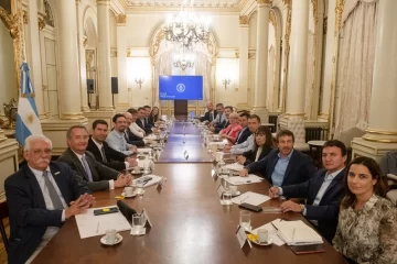 Roxana Reyes participó en reunión de Presupuesto 2025 en Casa Rosada Roxana Reyes participó en reunión de Presupuesto 2025 en Casa Rosada