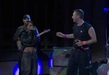 Tini Stoessel cantó junto a Coldplay en Saturday Night Live: “No paro de llorar de emoción”