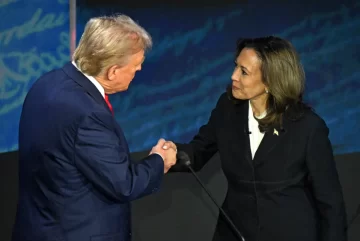 Kamala Harris llamó a Donald Trump para reconocer la derrota y lo felicitó por ganar las elecciones