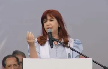 Cristina Kirchner desafió a Milei: “Ya que sos tan guapo, desregulá el precio de los medicamentos”