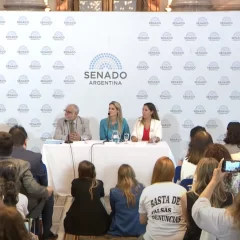 El caso de Juan Trigatti, el docente santafesino falsamente acusado de abuso, llegó al Senado de la Nación: “Destruyeron una familia”