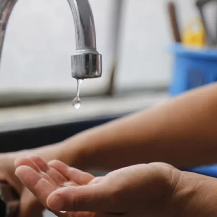 El corte de luz en Río Gallegos generó la interrupción del suministro de agua