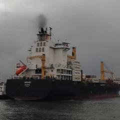 Estibadores violaron conciliación y un buque se fue de Puerto Deseado