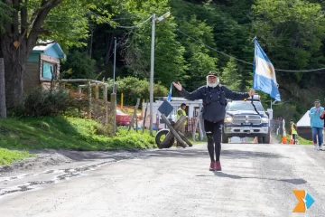 Guillermo Tibaldi cumplió su sueño: en 133 días caminó 3000 km desde Mar del Plata a Ushuaia