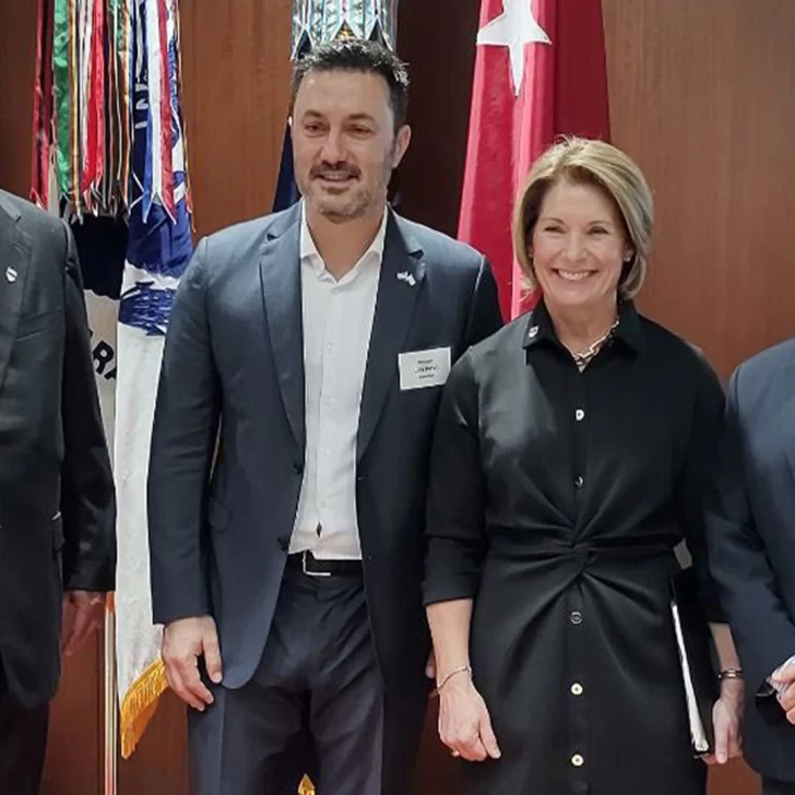 Luis Petri participó de la asunción de Alvin Holsey como nuevo Comandante del Comando Sur de los Estados Unidos Luis Petri participó de la asunción de Alvin Holsey como nuevo Comandante del Comando Sur de los Estados Unidos