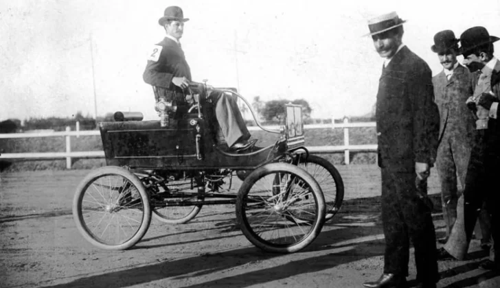 Hace 123 años, con Marcelo Torcuato de Alvear, se corrió la primera carrera de autos en Argentina