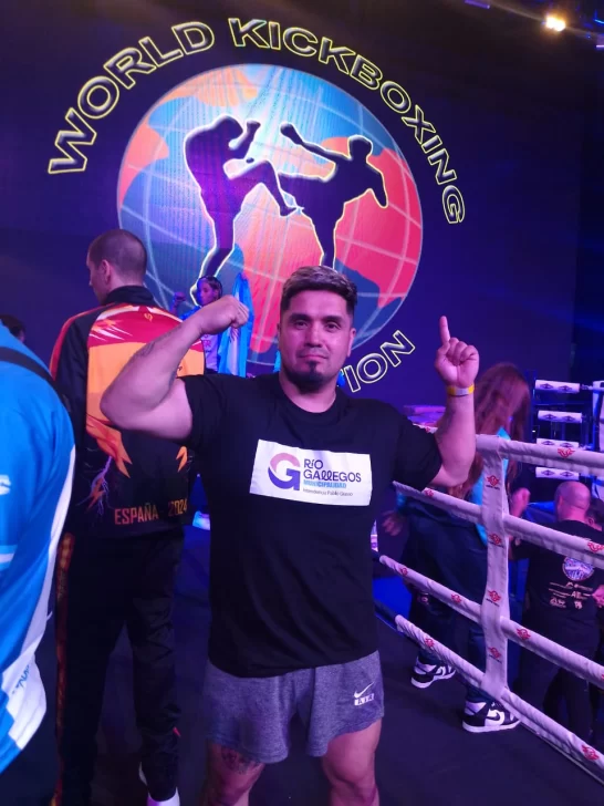 Víctor Cárdenas ya está en España y se prepara para debutar en el Mundial de Kickboxing