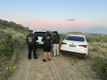 Encontraron en un descampado la camioneta de alta gama robada en Chubut