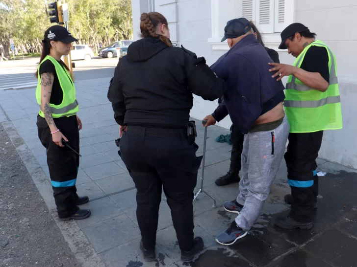 Agredieron a un hombre en situación de calle en pleno centro de Río Gallegos