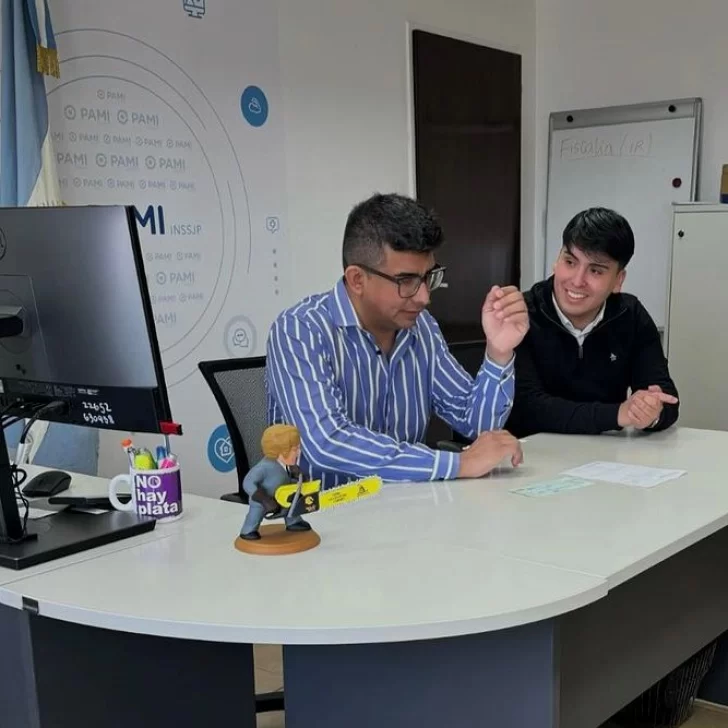 Jairo Guzmán rechazó acusaciones por corrupción y dijo que echó a Sergio Torres porque se fue a ver un recital de Romeo Santos Jairo Guzmán rechazó acusaciones por corrupción y dijo que echó a Sergio Torres porque se fue a ver un recital de Romeo Santos