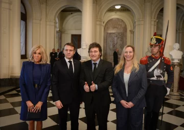 Macron se reunió con Milei y empresarios argentinos: “Vamos a fortalecer la cooperación entre Argentina y Francia” Macron se reunió con Milei y empresarios argentinos: “Vamos a fortalecer la cooperación entre Argentina y Francia”