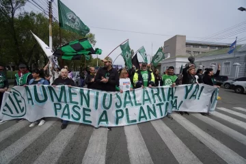 Casi 60 mil agentes del Estado fueron cesanteados desde que asumió Milei