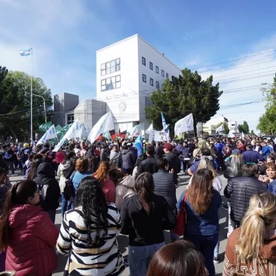 Diputados debaten el RIGI en una sesión clave mientras los gremios se movilizan