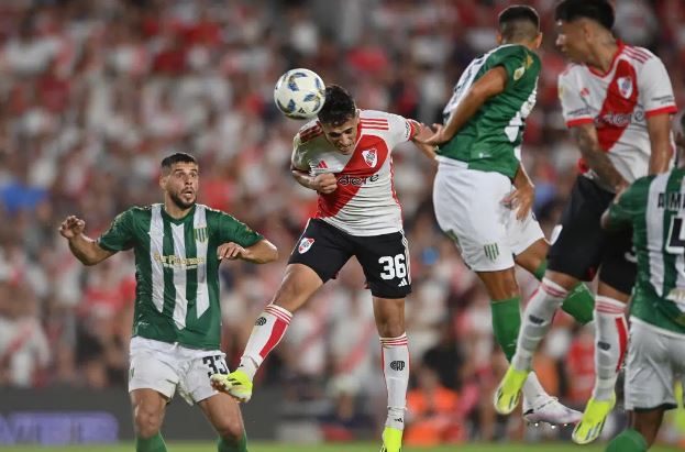 Pelota Libre o Fútbol Libre: cómo ver River vs. Banfield por la Liga Profesional