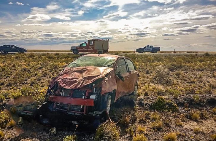 Se registraron tres vuelcos en menos de 24 horas en el interior de Santa Cruz Se registraron tres vuelcos en menos de 24 horas en el interior de Santa Cruz