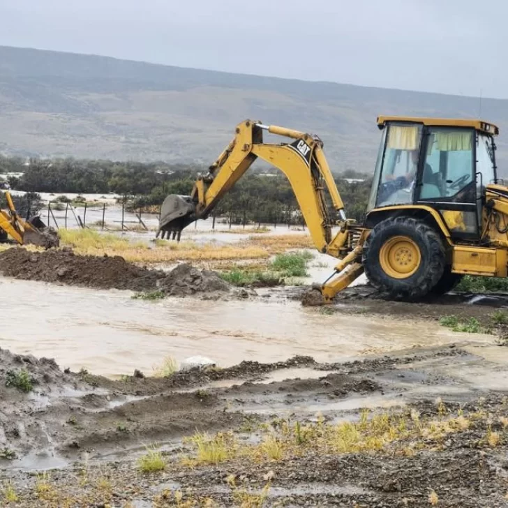 Por las intensas lluvias, restringen el acceso a Gobernador Gregores Por las intensas lluvias, restringen el acceso a Gobernador Gregores
