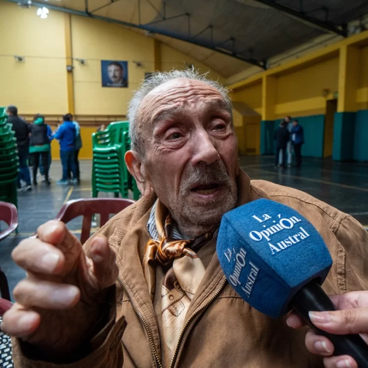 Juan Barrios, de 98 años, el ganador del Premio Villarino: “Río Gallegos significa mucho para mí” Juan Barrios, de 98 años, el ganador del Premio Villarino: “Río Gallegos significa mucho para mí”