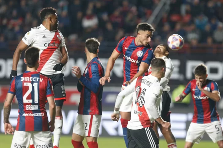 Pelota Libre o Fútbol Libre: cómo ver en vivo River Plate vs San Lorenzo por la Liga Profesional