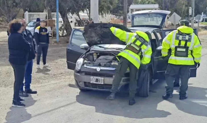 Circulaban a alta velocidad y les encontraron cocaína dentro de una mochila