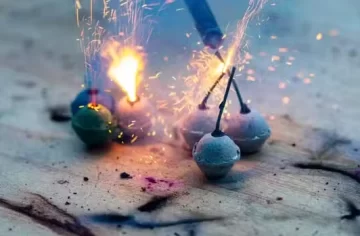 “Mordió un cohete pensando que era una bolita”: un nene permanece grave luego que le explotara pirotecnia en la cara