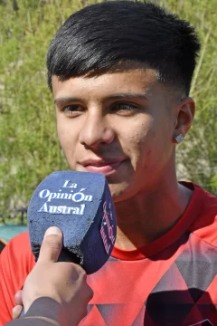 Leonardo Luna, el joven talento de River Plate, visitó Río Gallegos por las fiestas Leonardo Luna, el joven talento de River Plate, visitó Río Gallegos por las fiestas