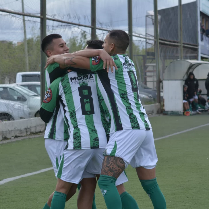 Boxing Club goleó a Los Troncos y avanza firme en el Regional