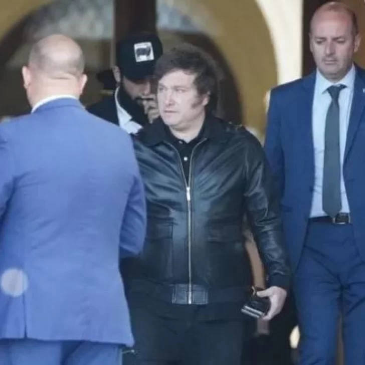 La CGT criticó el salario mínimo que fijó Javier Milei: “Decide a favor de empresarios y contra los trabajadores” La CGT criticó el salario mínimo que fijó Javier Milei: “Decide a favor de empresarios y contra los trabajadores”