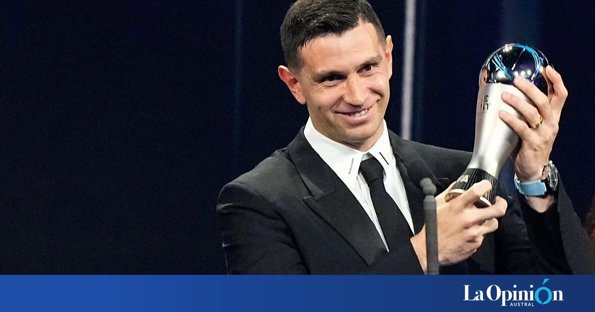 The Best 2024 el “Dibu” Martínez ganó por segunda vez el premio a