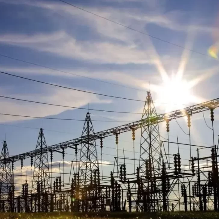 El Gobierno oficializó el programa que permitirá a grandes usuarios vender electricidad y reducir cortes de luz