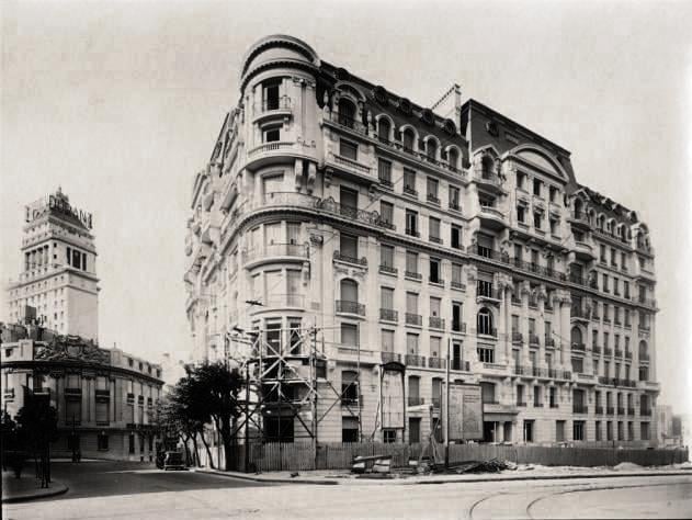 Edificio_Estrugamou_en_1930