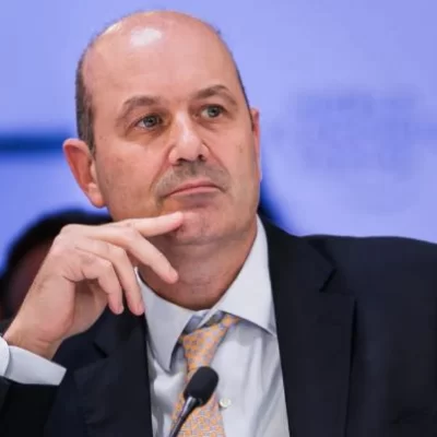 Sturzenegger destacó la nueva conexión aérea entre Perito Moreno y Buenos Aires: “Esto recién comienza” Sturzenegger destacó la nueva conexión aérea entre Perito Moreno y Buenos Aires: “Esto recién comienza”