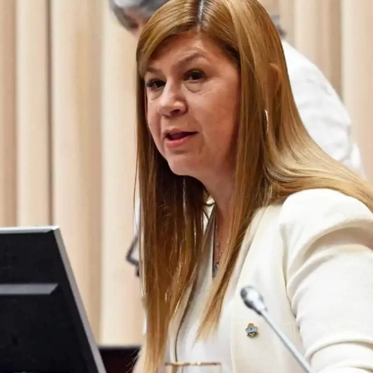 Destituyeron a la vicegobernadora de Neuquén, Gloria Ruiz Destituyeron a la vicegobernadora de Neuquén, Gloria Ruiz