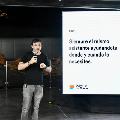 Ignacio Torres presentó la ventanilla única digital y un simpático asistente virtual que ayudará con los trámites