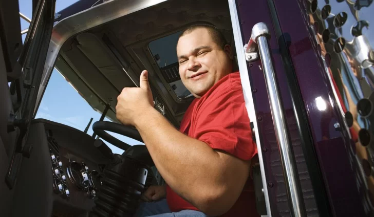 Caminando sobre ruedas a 80 km por hora, ¡feliz día camioneros!