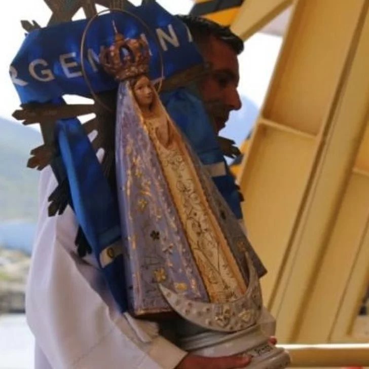 La imagen de la virgen de Luján Malvinera regresa a las islas La imagen de la virgen de Luján Malvinera regresa a las islas