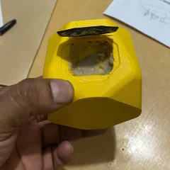 Quiso pasarle droga a su hermano detenido por violación dentro de un mate