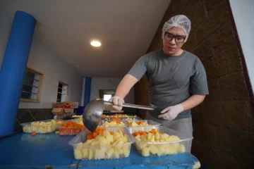 Río Gallegos vivió una Navidad solidaria: más de 300 vecinos compartieron una cena comunitaria