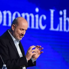 Organismos del Estado: Federico Sturzenegger confirmó más recortes