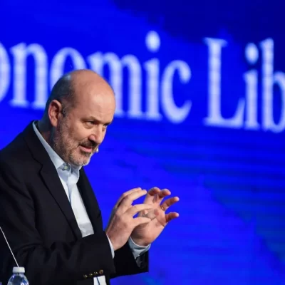 Organismos del Estado: Federico Sturzenegger confirmó más recortes