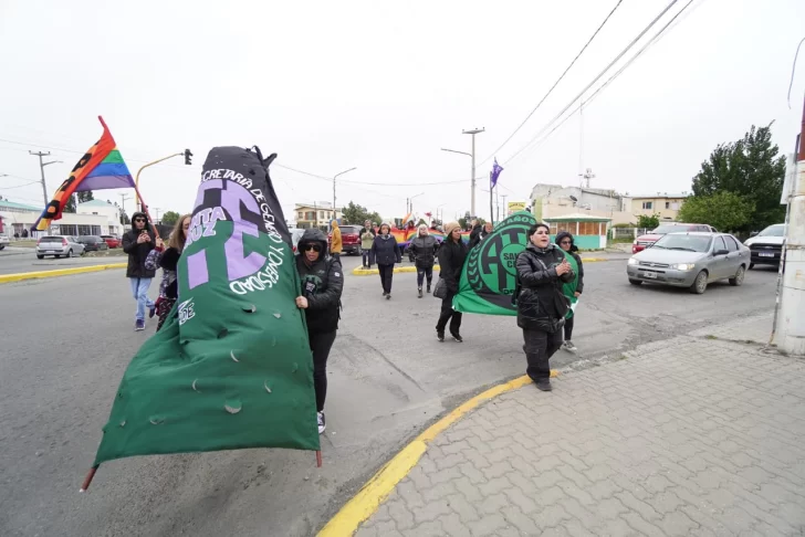 marcha-diversidades-contra-jairo-guzman-1-728x486