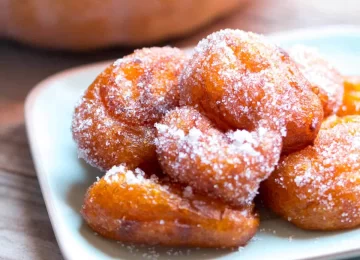 Receta de buñuelos dulces y esponjosos: una merienda fácil y económica