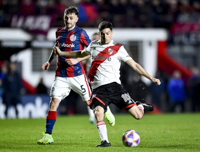 Pelota Libre o Fútbol Libre: cómo ver en vivo River Plate vs San Lorenzo por la Liga Profesional